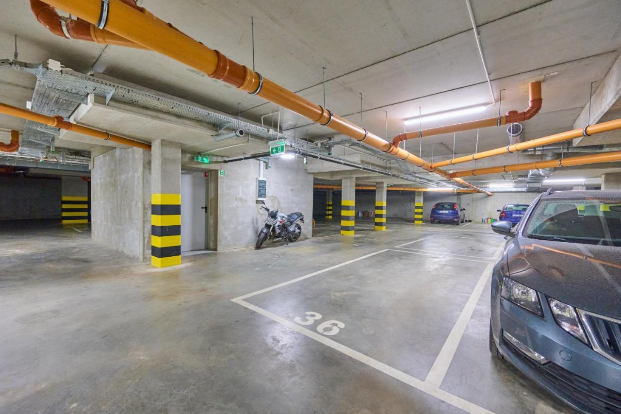Jagodno Wroclaw Kajdasza Studio Z Bezplatnym Garazem By Noclegi Renters Dış mekan fotoğraf